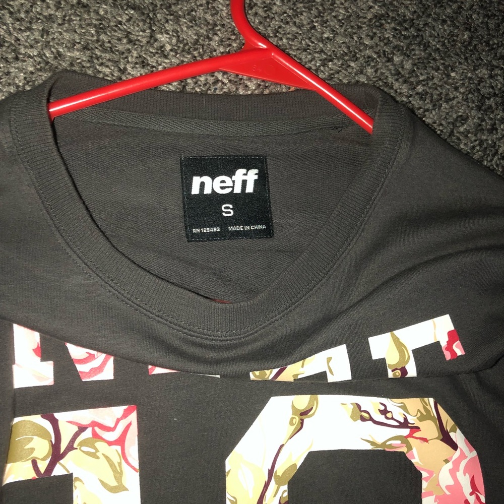 Crew neck - Picture 2 of 2